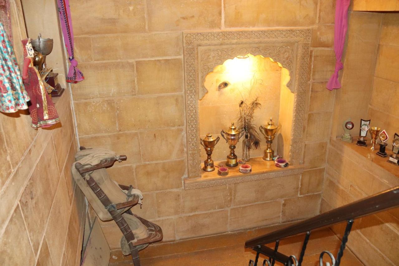 Hotel Pol Haveli Jaisalmer Bagian luar foto