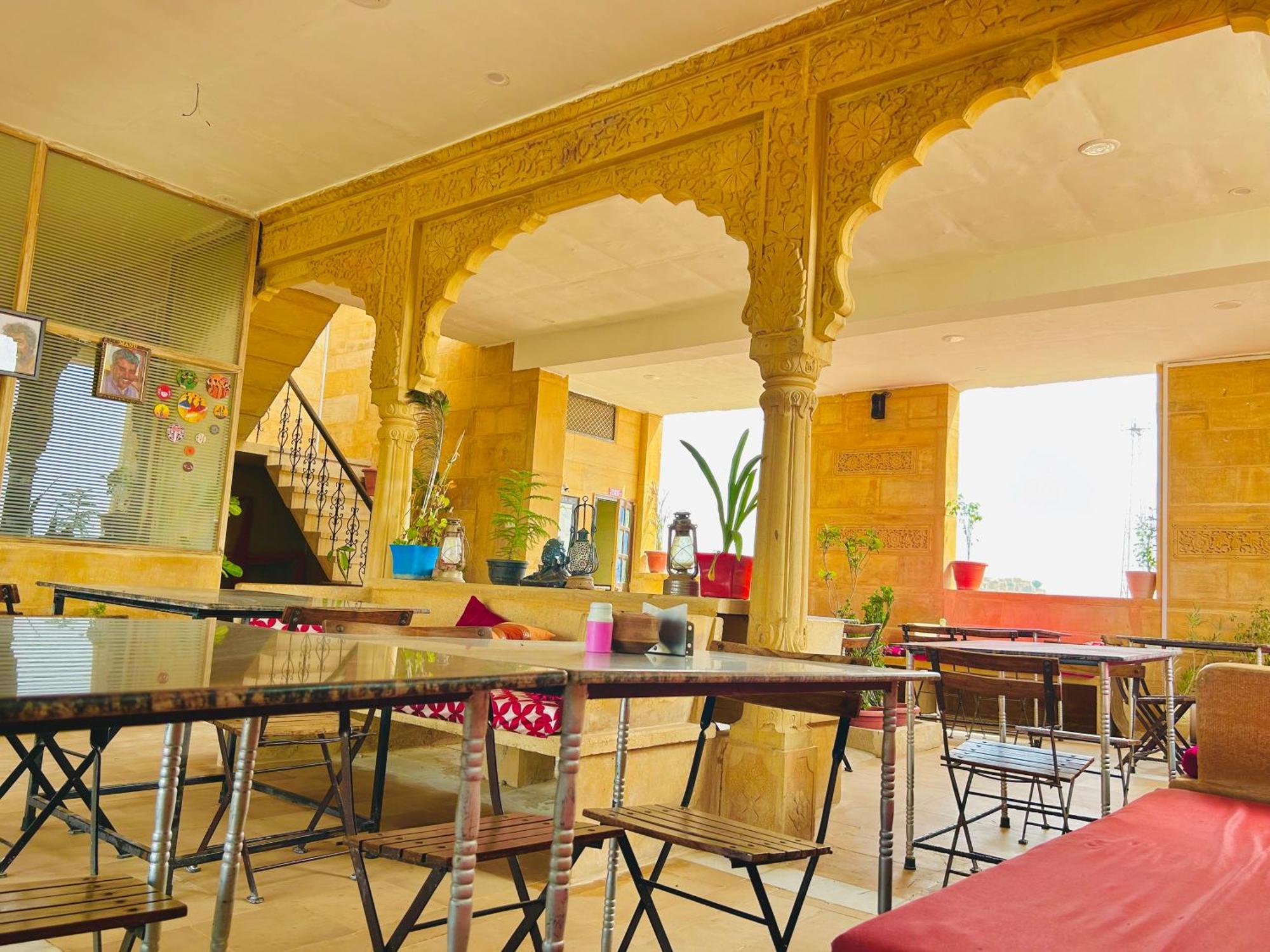 Hotel Pol Haveli Jaisalmer Bagian luar foto